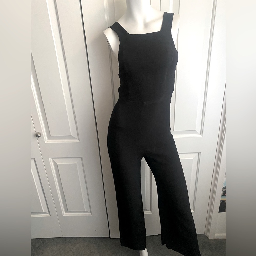Reformation jumper black size 4